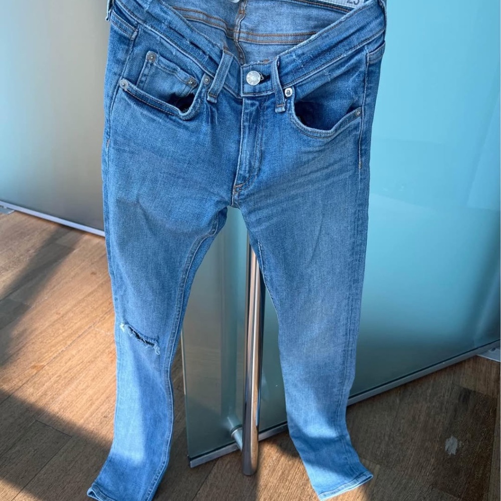 Women’s Rag and Bone Distressed Skinny Jeans Size 25